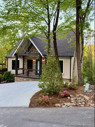 cabin in the Smoky Mountains