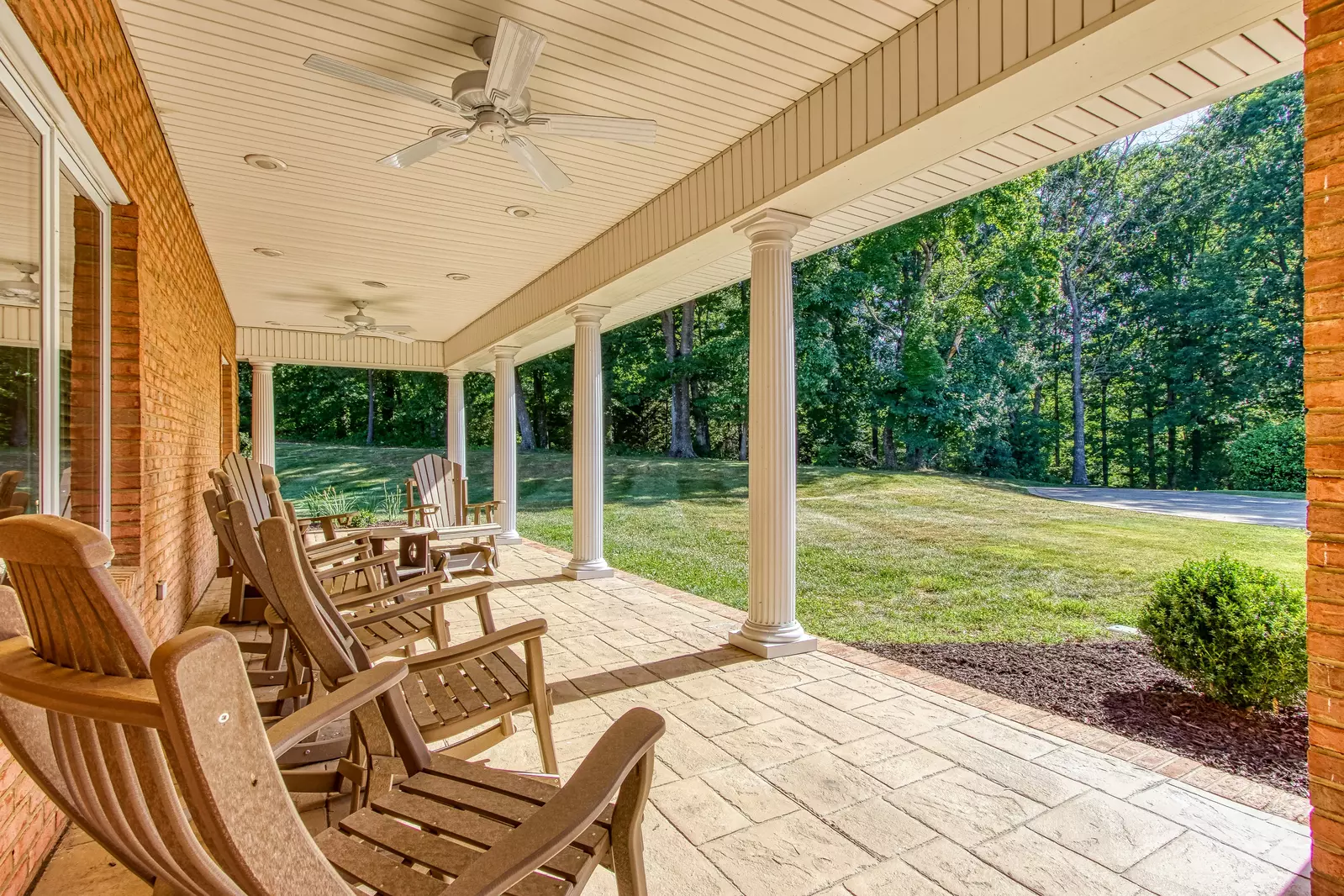 ESTATE AT RIDGE ROAD