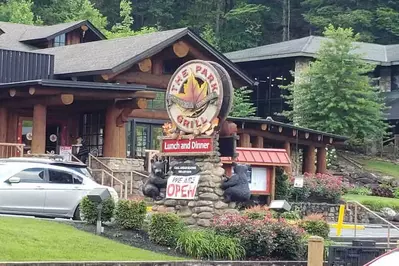 the park grill restaurant in gatlinburg tn