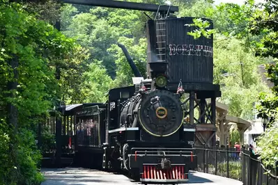 dollywood express