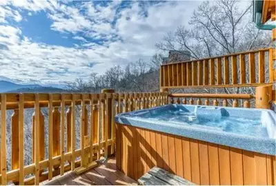 hot tub at majestic sunrise