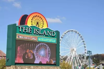 The-Island-in-Pigeon-Forge-