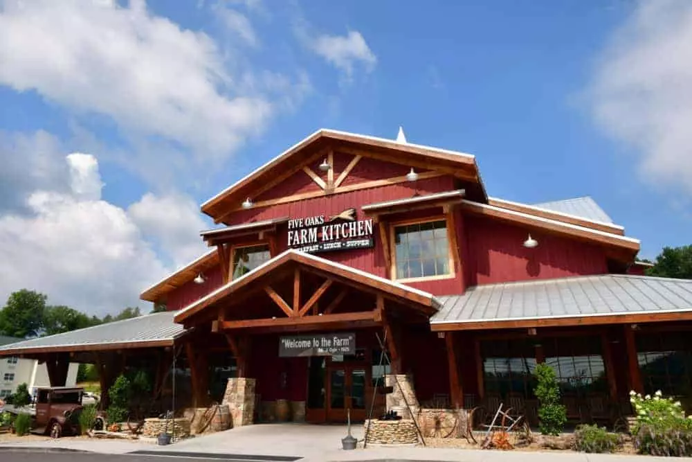 five oaks farm kitchen - one of the best places to eat in Sevierville TN