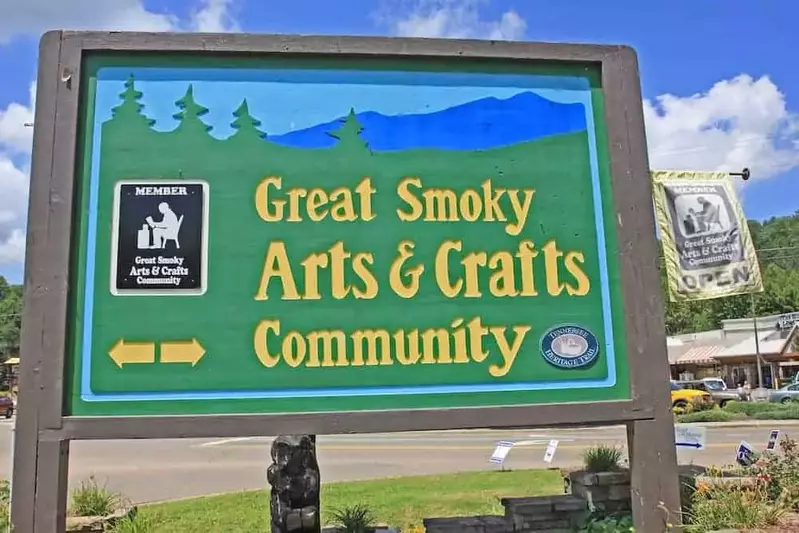 Great Smoky Arts & Crafts Community