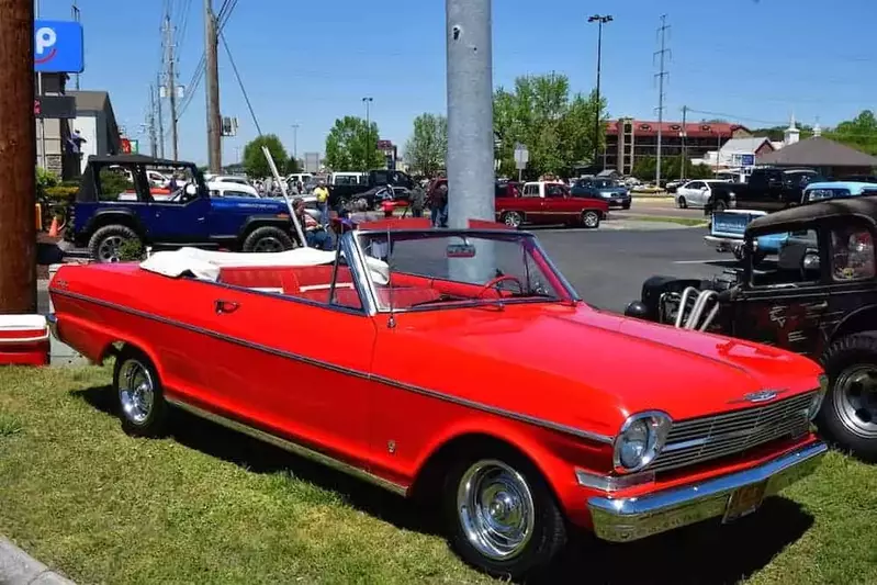 rod run red chevy pigeon forge