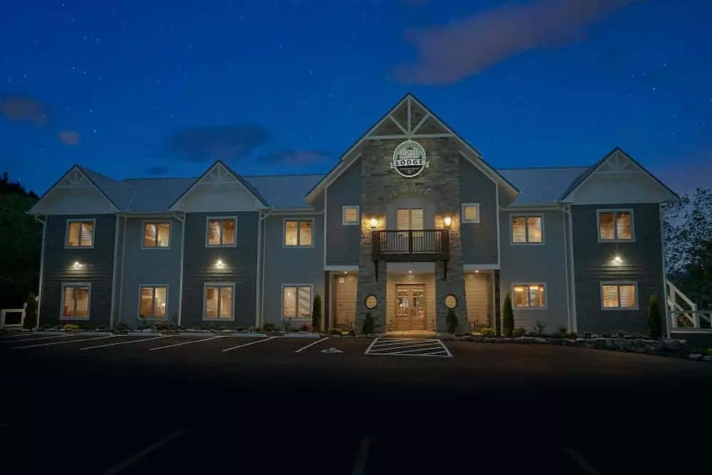 Grand LeConte Lodge