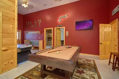 game room in a smoky mountain cabin