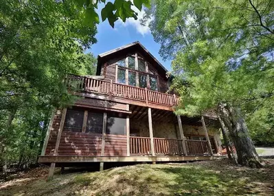 rustic retreat lodge 6 bedroom cabin