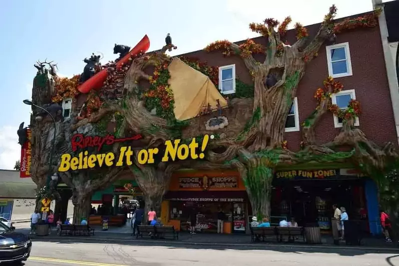 ripley's believe it or not in gatlinburg