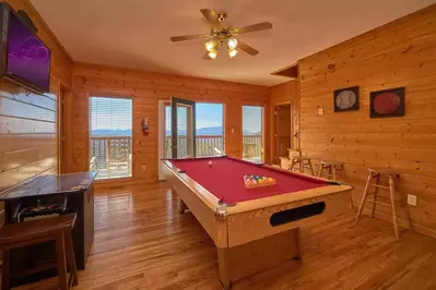 pool table in gatlinburg cabin