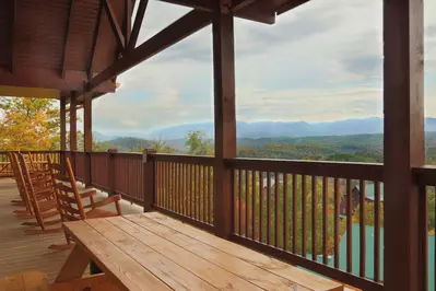 SUMMIT VISTA LODGE 27