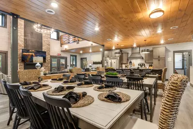 BEAR TRAIL LODGE 8