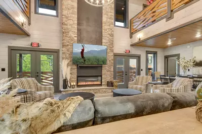 BEAR TRAIL LODGE 19