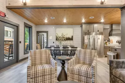 BEAR TRAIL LODGE 22