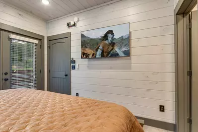 BEAR TRAIL LODGE 28