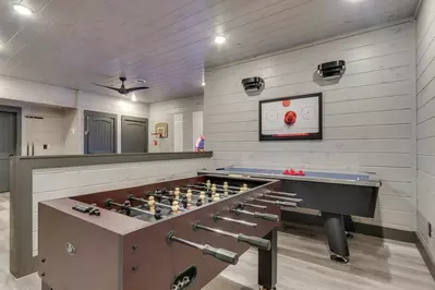 BEAR TRAIL LODGE 72