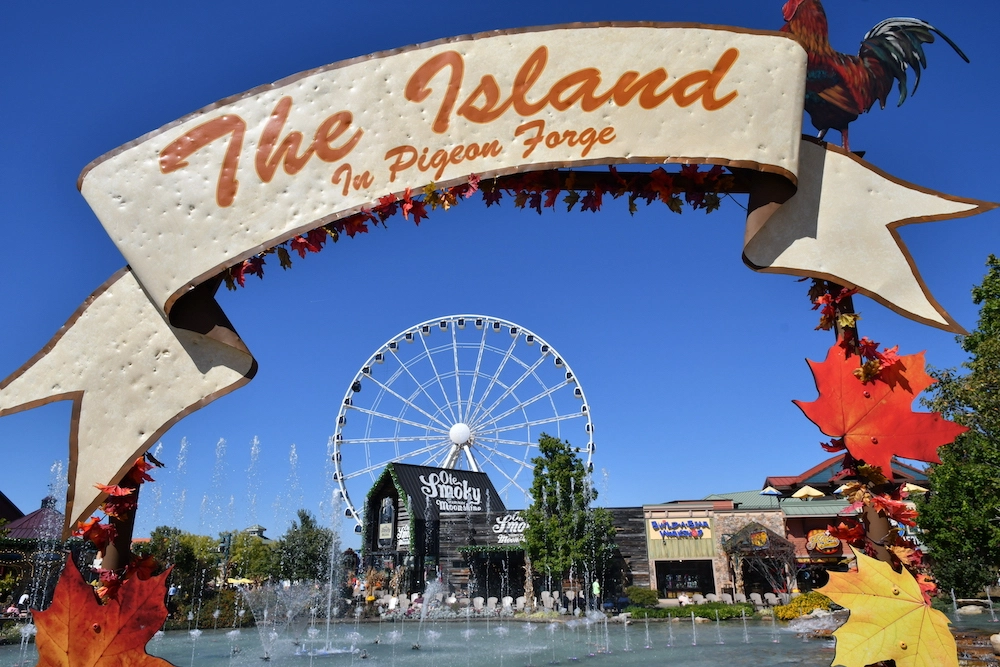 the island in pigeon forge