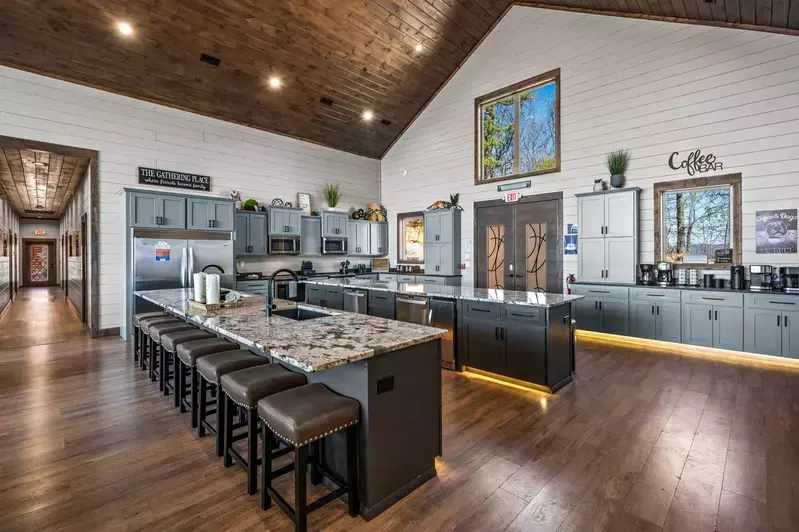 Lucid Dreams Lodge kitchen