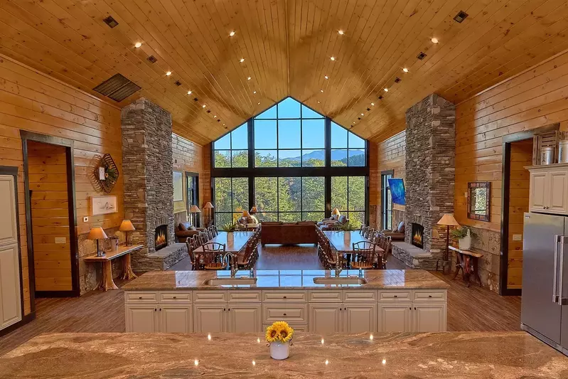 luxury cabin rental pigeon forge