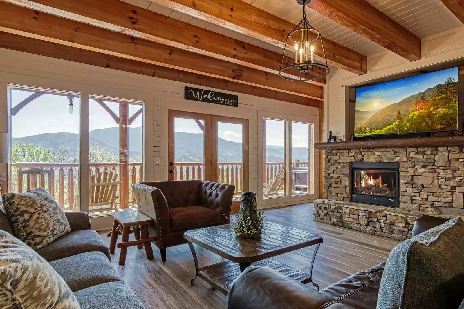 Gatlinburg cabin with a view