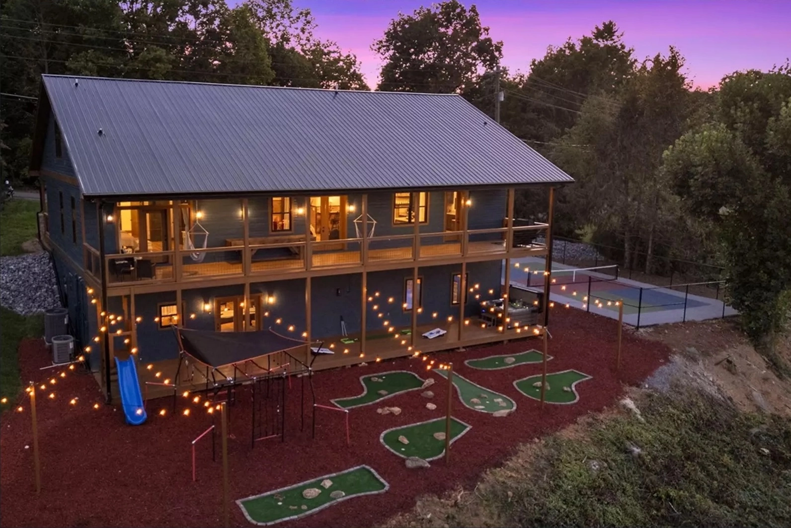 Pigeon Forge Large Cabins
