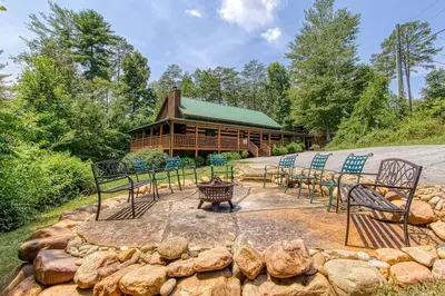 a sweet retreat is one of our pet friendly cabins near gatlinburg tn