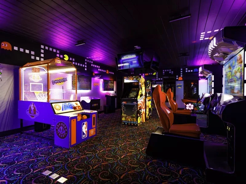 large Gatlinburg cabins with game rooms