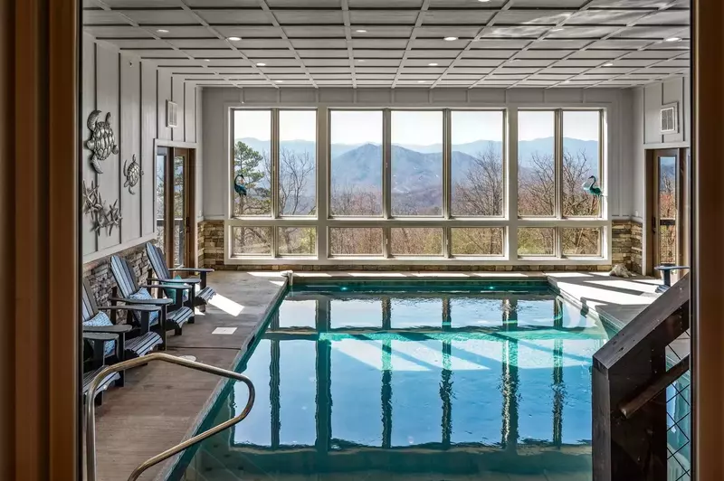 large pigeon forge cabins with pool