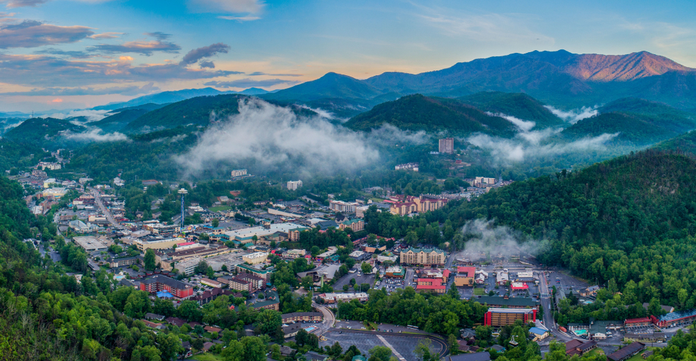 gatlinburg weekend getaway