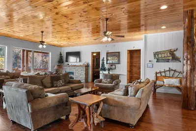 THE BIG MOOSE LODGE