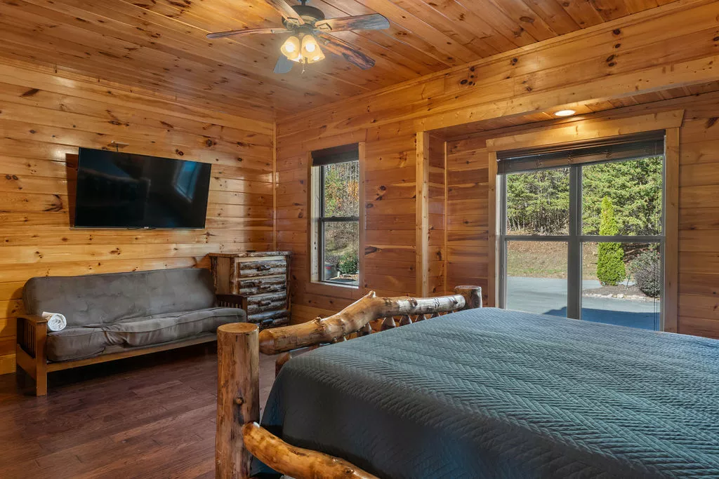 THE BIG MOOSE LODGE