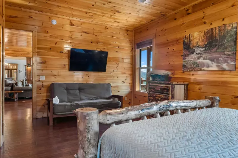 THE BIG MOOSE LODGE