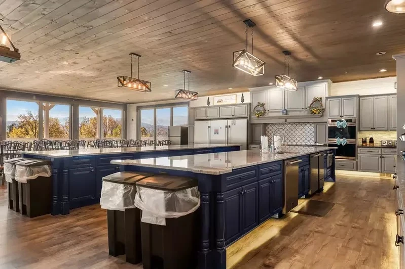 cabins near smokies large kitchens group cooking