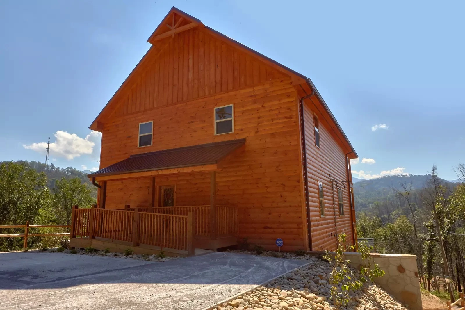 big gatlinburg cabins with mountain views
